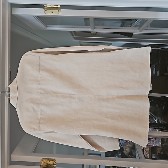 Linen untuck blouse, great neutral - Picture 5 of 7